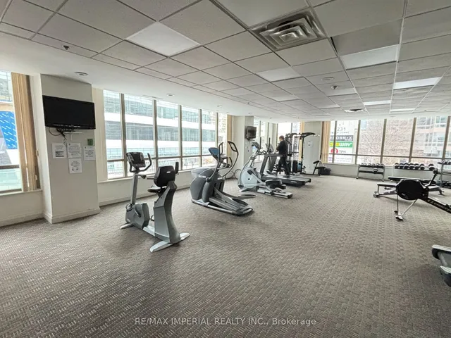 Additional image 16 of 18 Parkview Ave Unit 2506