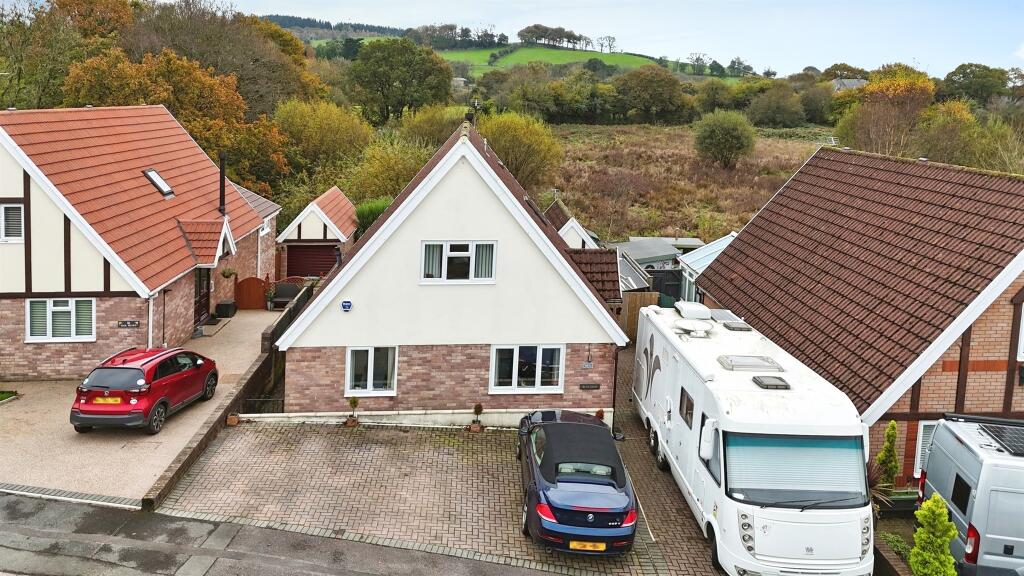 Additional image 3 of Heol Iscoed, Efail Isaf, PONTYPRIDD