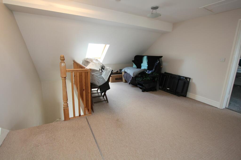 Additional image 16 of South View, Rhoose, CF62