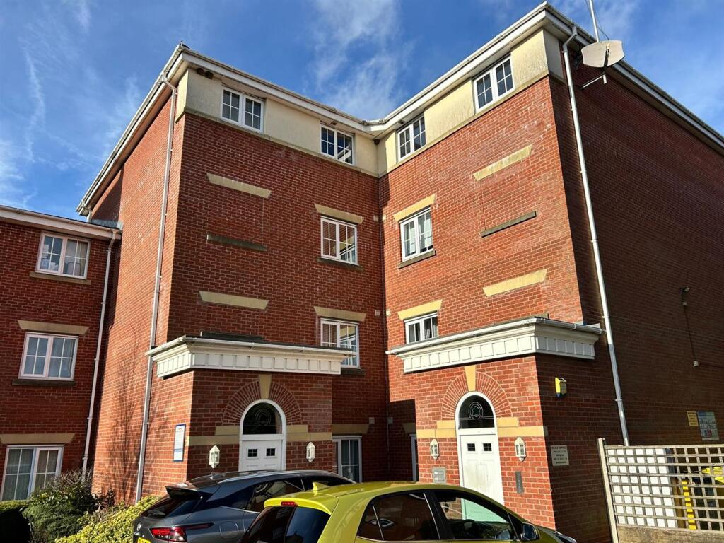 Derby Court, Bury, Greater Manchester, BL9 6WG