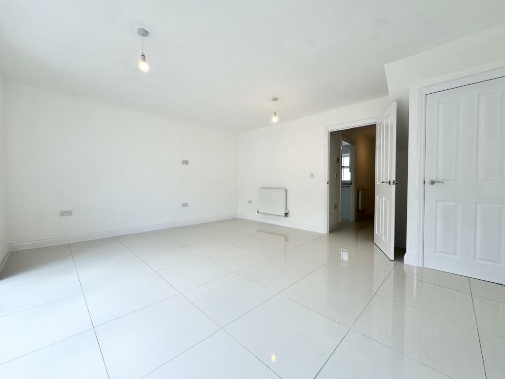 Additional image 4 of Pembroke Ty Newydd Heights, Trefechan, Merthyr Tydfil