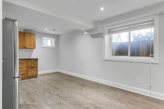 Additional image 24 of 63 Thyra Ave