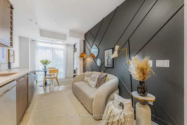 Additional image 3 of 266 Finch Ave Unit 15