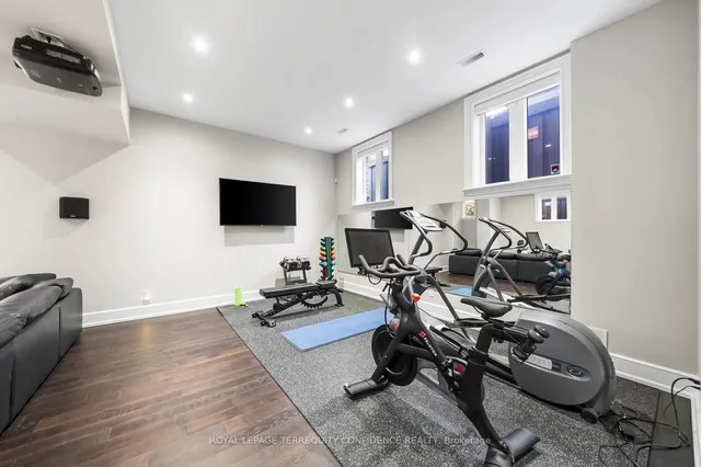 Additional image 31 of 384 Hounslow Ave