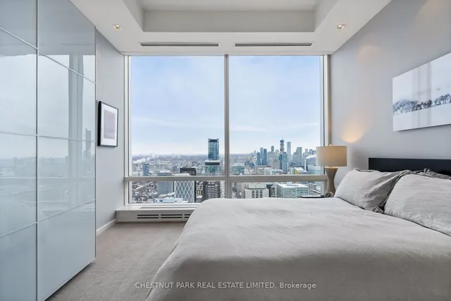 Additional image 17 of 180 University Ave Unit 5603