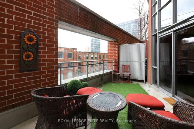 Additional image 21 of 255 Richmond St Unit 220