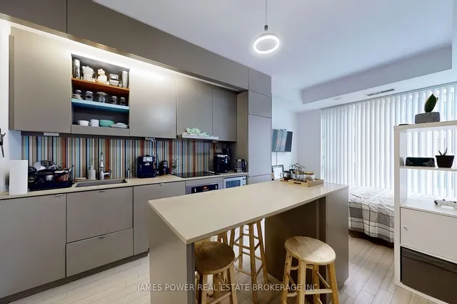 Additional image 9 of 101 Peter St Unit 709
