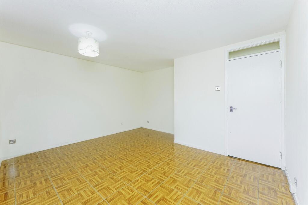 Additional image 4 of Conway Court, Bebington, Wirral