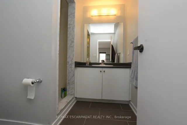 Additional image 25 of 50 Sherway Dr