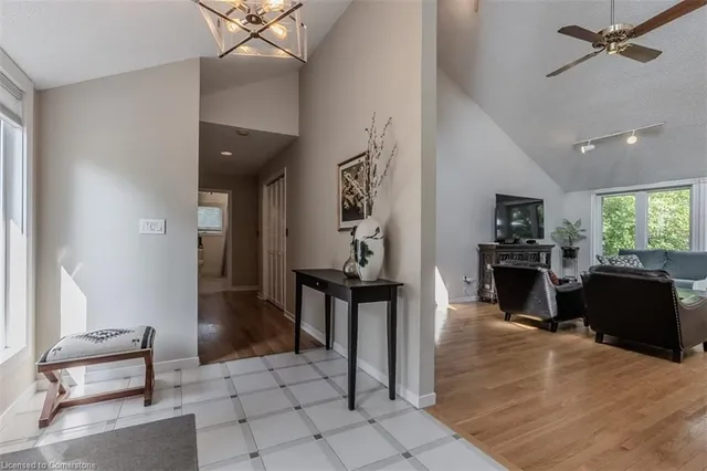 Additional image 10 of 11 Weneil Dr