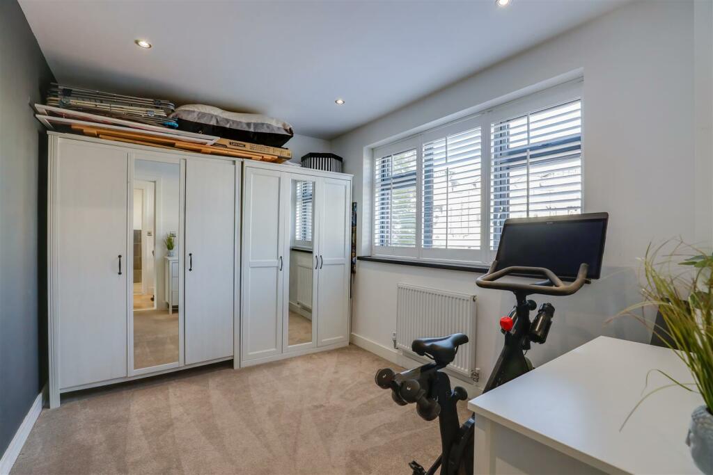 Additional image 19 of The Townhouse, 8 Pen Y Garth Mansions, 2 Stanwell Road, Penarth, CF64 3EA