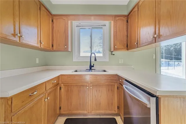 Additional image 12 of 231 Freelton Rd