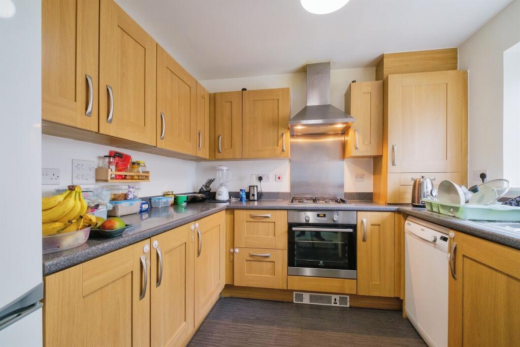 Additional image 5 of Strachey Close, Saffron Walden