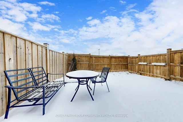 Additional image 38 of 1140 Duignan Cres