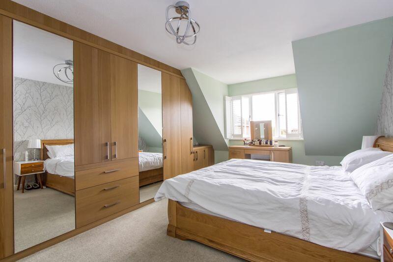 Additional image 17 of Cog Road, Sully