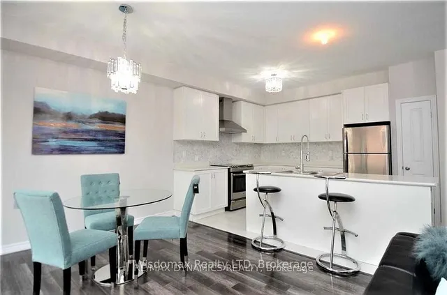 Additional image 2 of 14 PINOT Cres