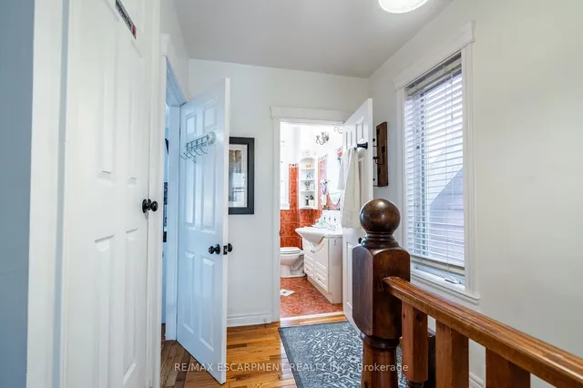 Additional image 21 of 164 Edgemont St