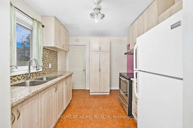 Additional image 7 of 84 John Tabor Tr