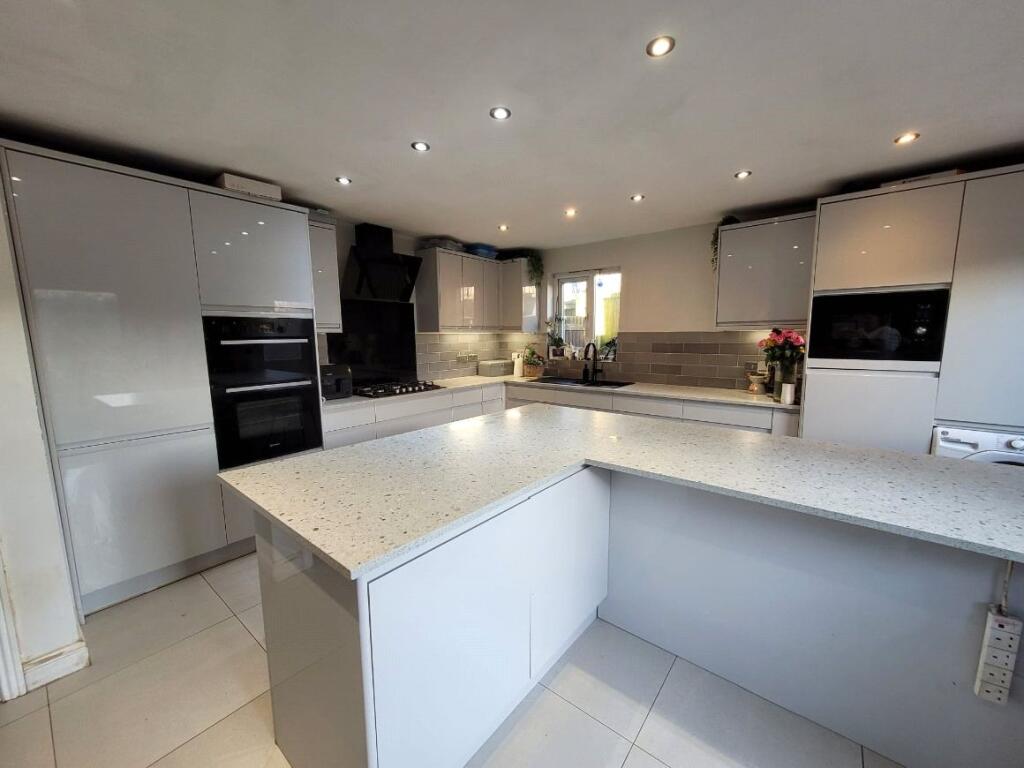 Additional image 3 of Heol Y Cwrt, North Cornelly, Bridgend CF33 4AX, CF33