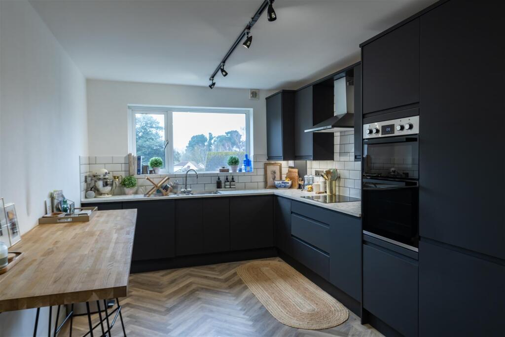 Additional image 2 of Avalon, Evening Hill