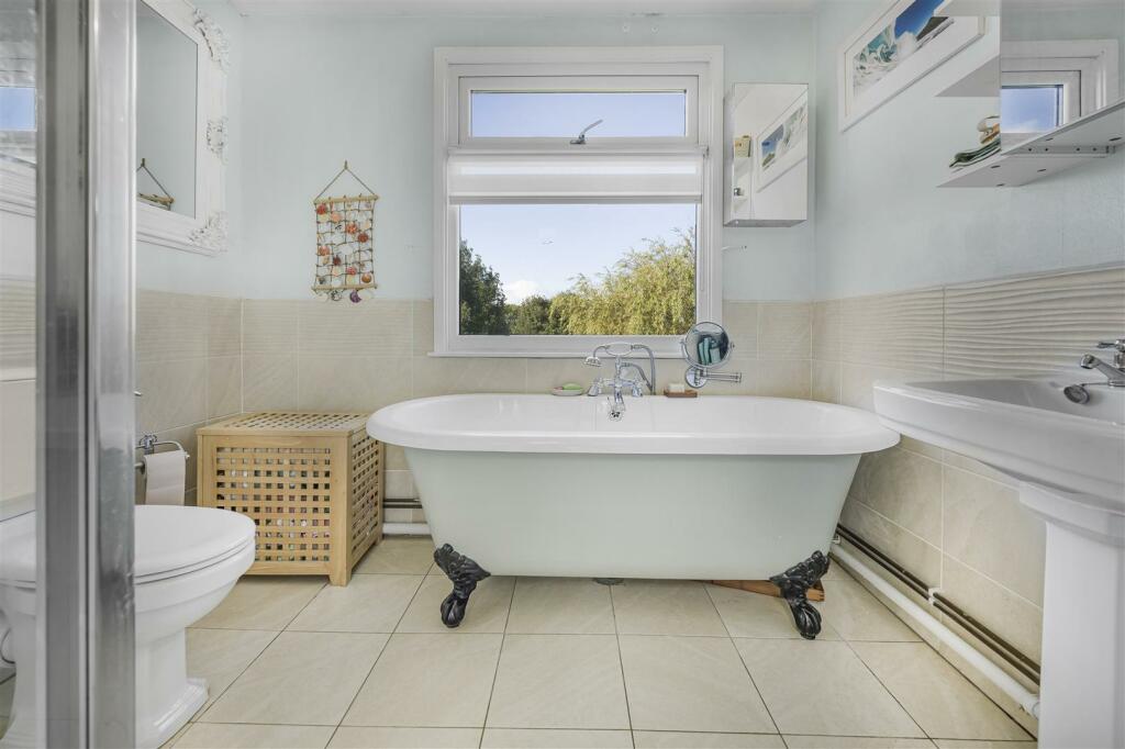 Additional image 16 of Trepit Road, Wick