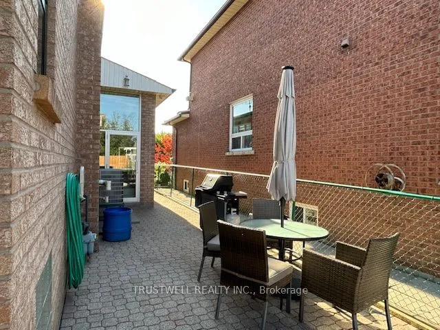 Additional image 17 of 29 Kingsdown Dr
