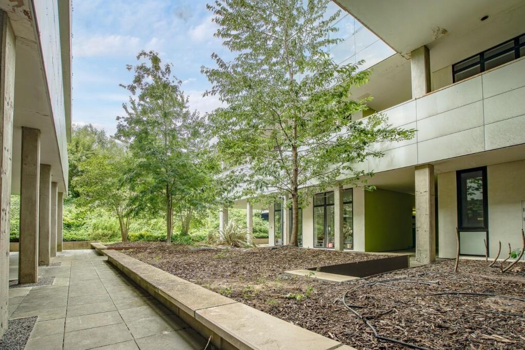 Additional image 12 of Lake Shore Drive, Bristol