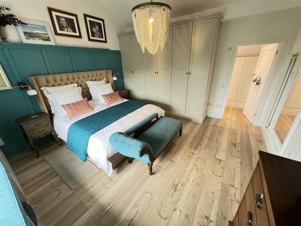 Additional image 21 of Mostyn Avenue, Heswall, Wirral