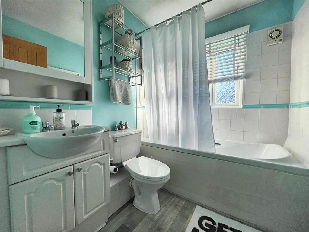 Additional image 11 of Sutton Close, Locking Castle, Weston super Mare