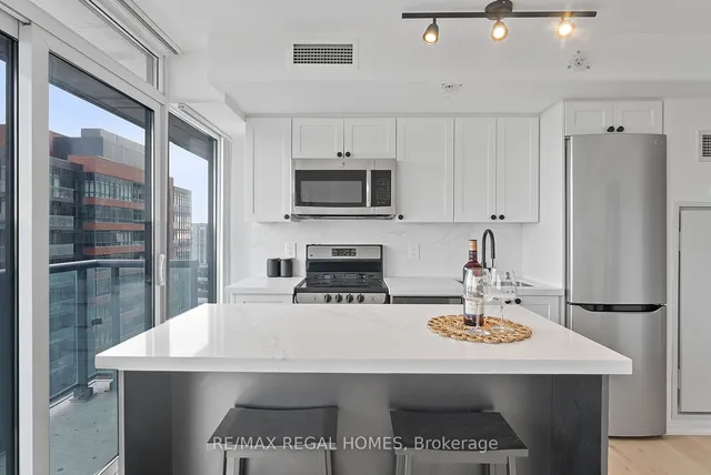 Additional image 9 of 36 Lisgar St Unit 1201E