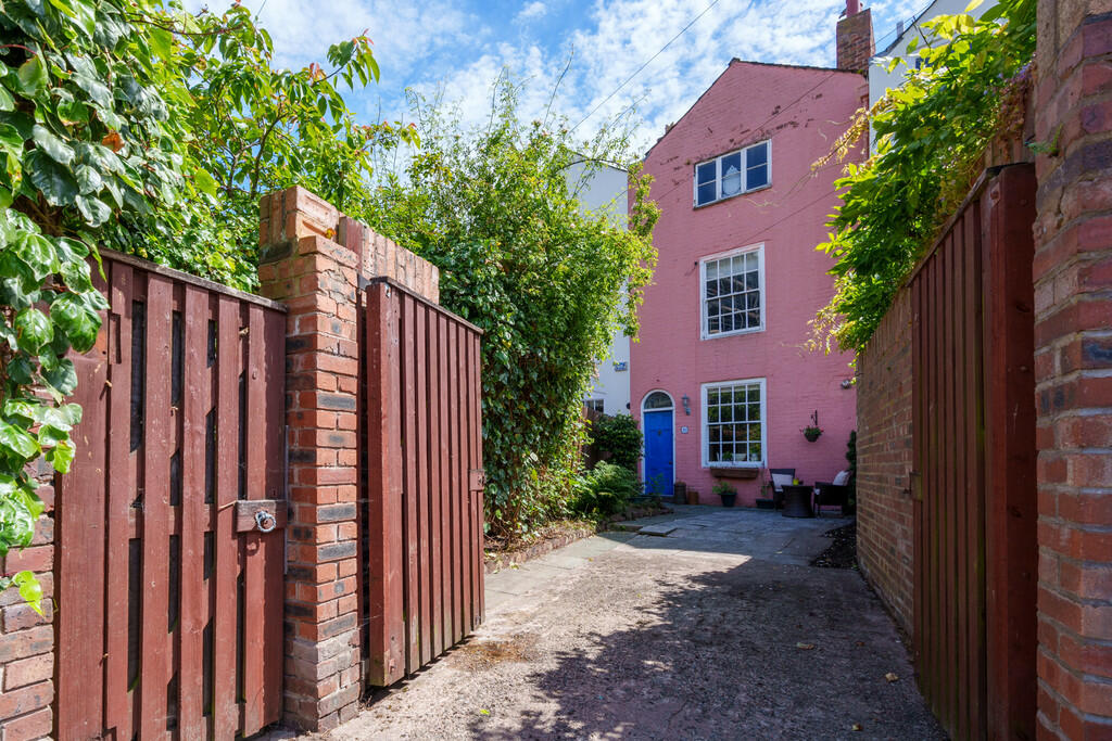 Additional image 11 of King Street, Chester