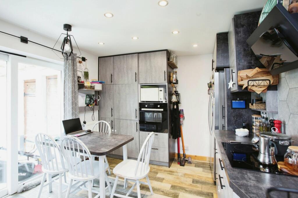 Additional image 6 of Moorland Crescent, Beddau, Pontypridd, CF38