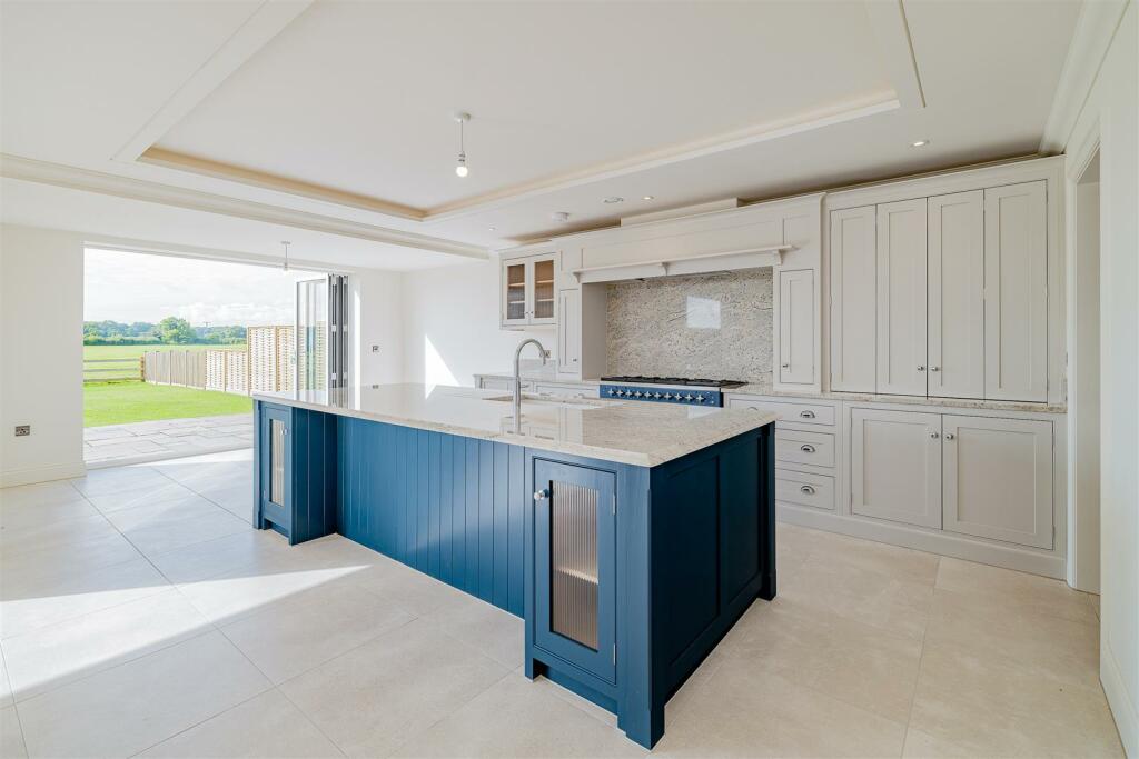 Additional image 5 of Belgrave Garden Mews, Pulford, Chester