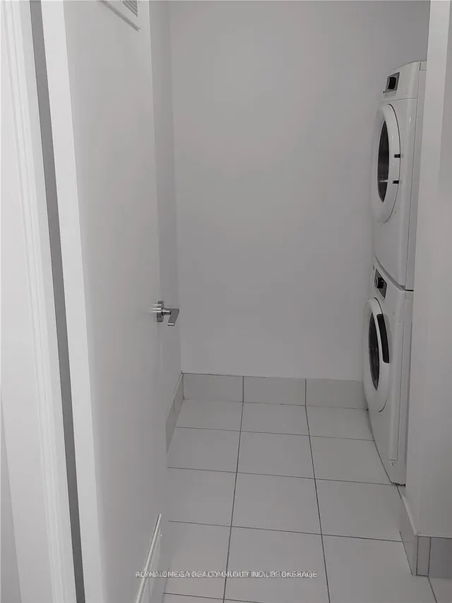 Additional image 3 of 3237 Bayview Ave Unit 606