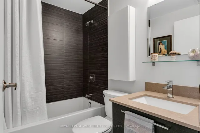 Additional image 36 of 588 Annette St Unit 202