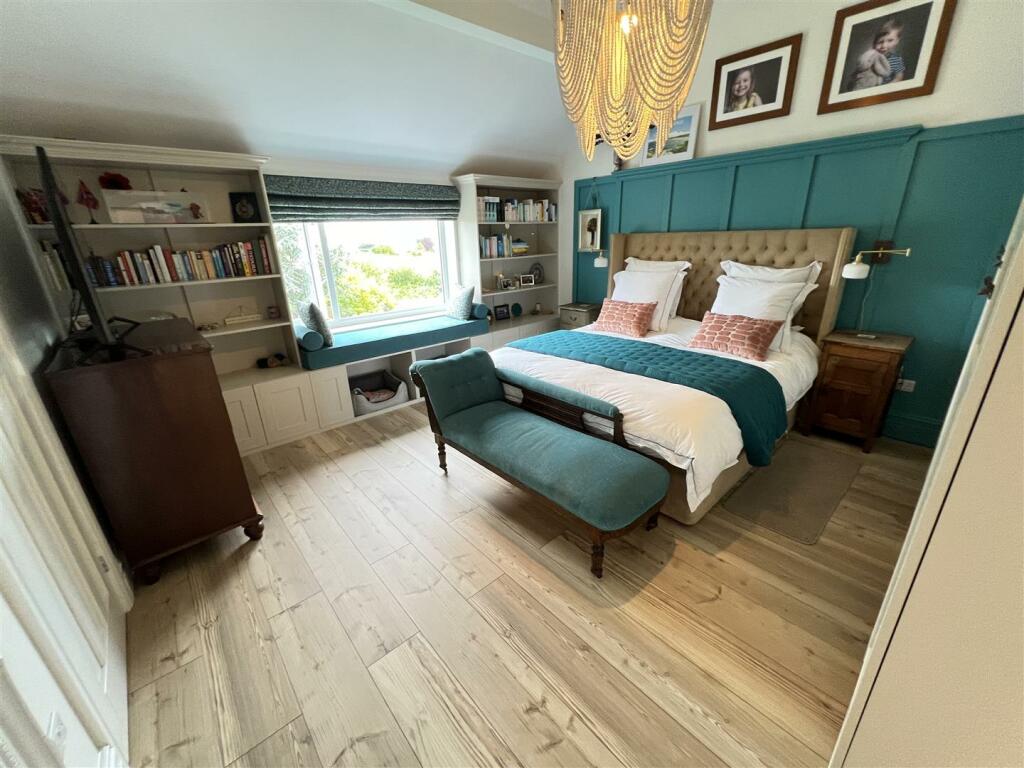 Additional image 22 of Mostyn Avenue, Heswall, Wirral