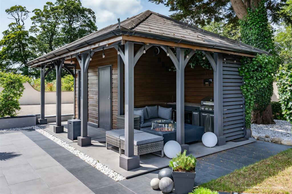 Additional image 20 of St Nicholas, Cowbridge