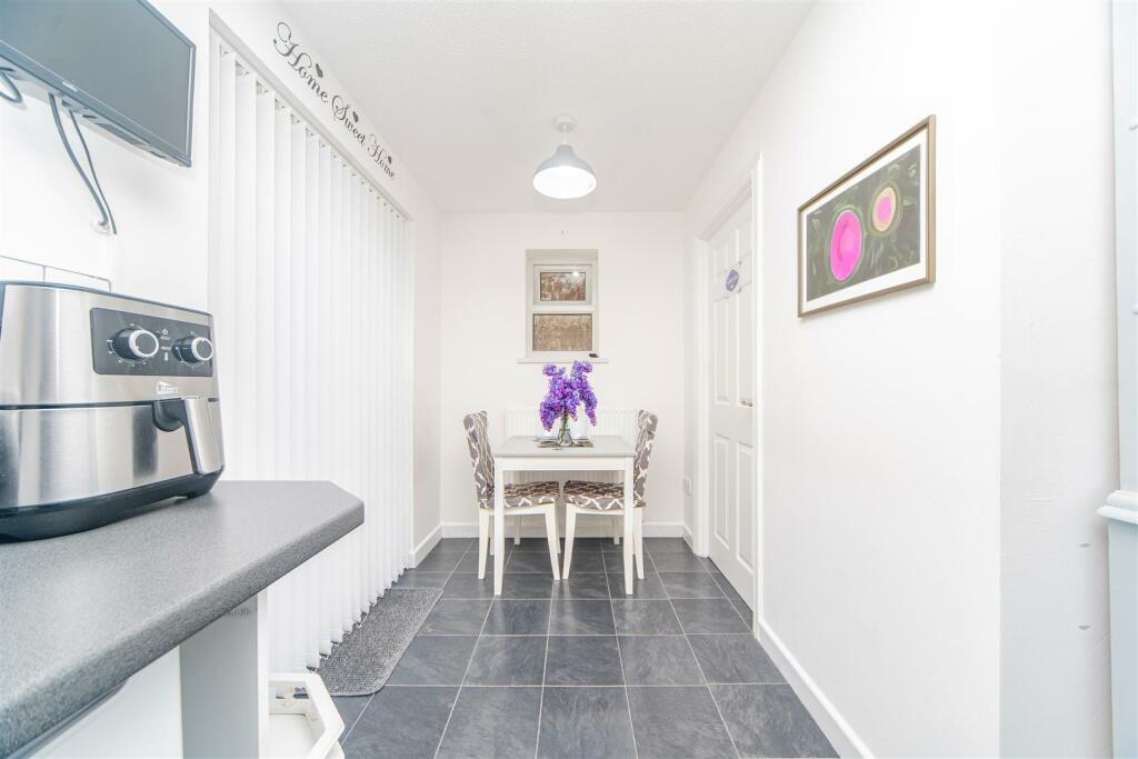 Additional image 4 of Cwrt Dyfed, Barry