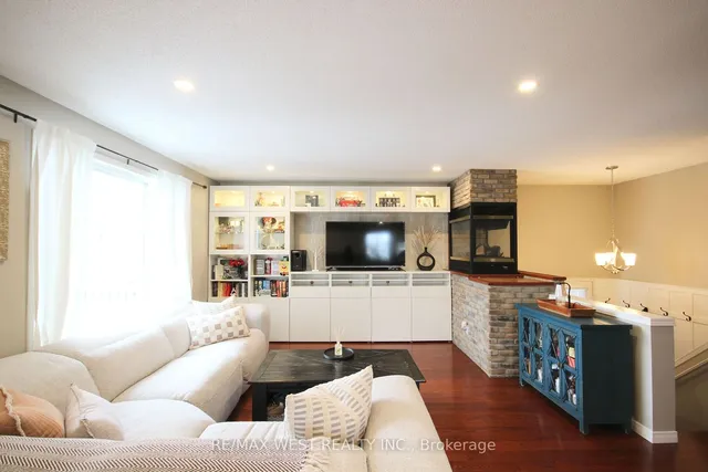 Additional image 9 of 10 Frances Ave