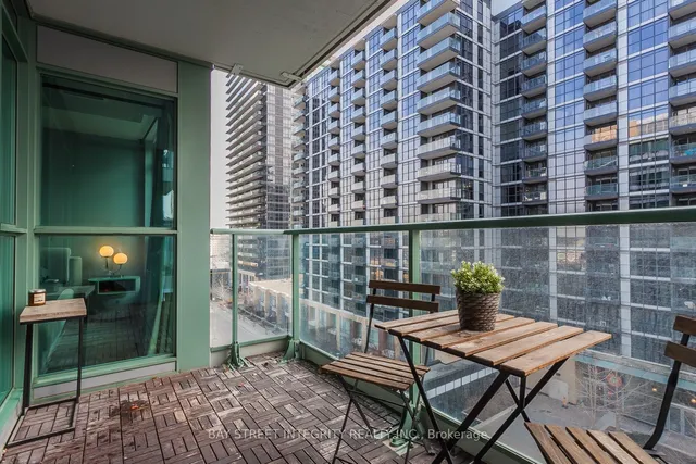 Additional image 11 of 15 Singer Crt Unit 715