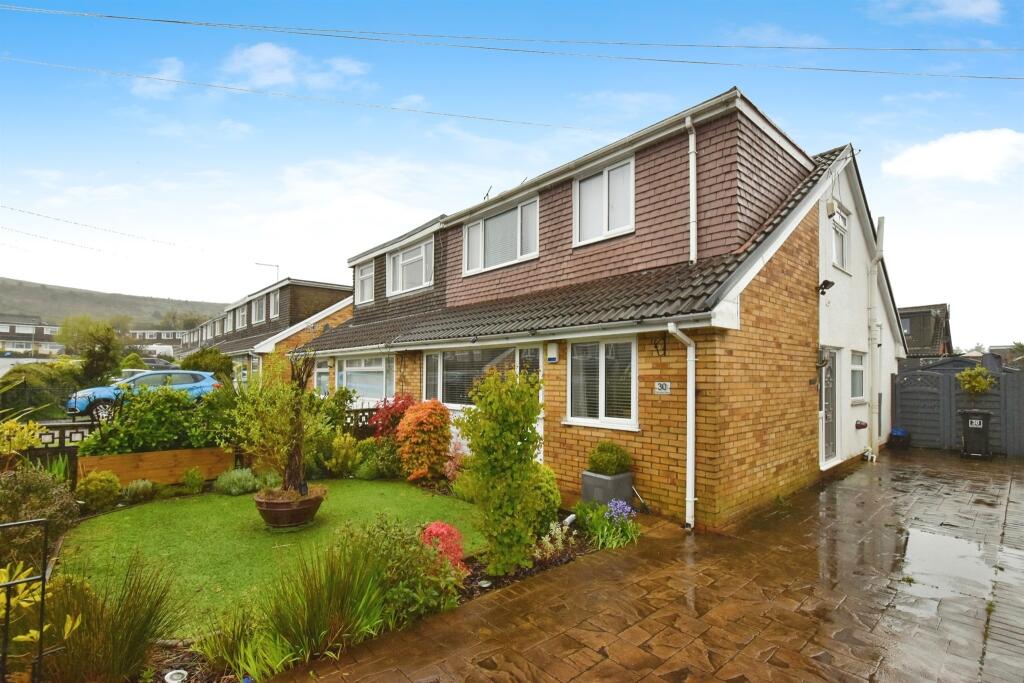 Primary image of St. Davids Close, Heolgerrig, Merthyr Tydfil