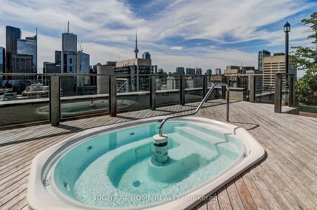 Additional image 24 of 633 Bay St Unit 1615