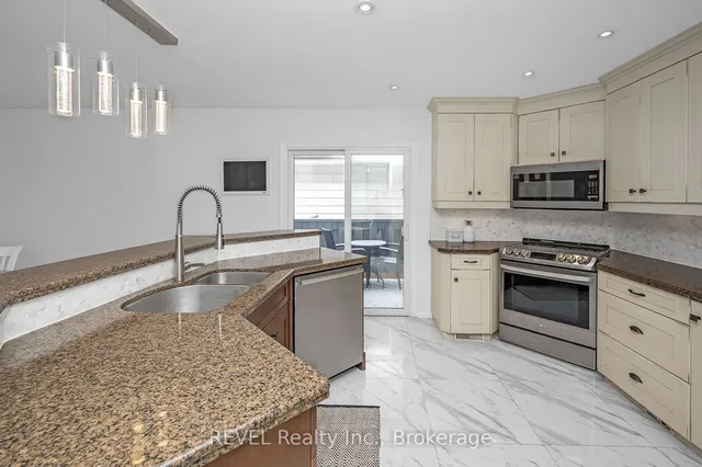 Additional image 7 of 3330 Bristol Dr