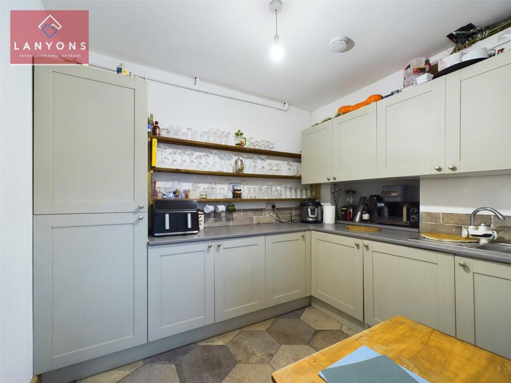 Additional image 19 of Nythbran House, Porth, Rhondda Cynon Taf, CF39