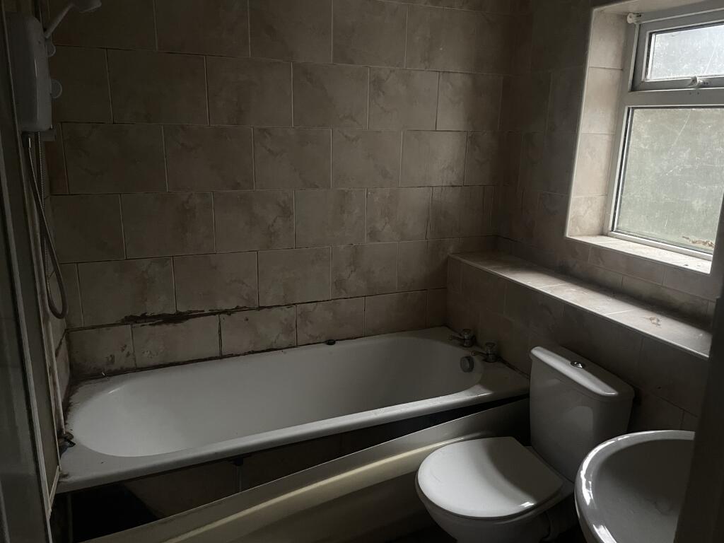 Additional image 8 of Flat 1, Gwalia Buildings, Commercial Street, Ogmore Vale, Bridgend, Bridgend CF32 7BL