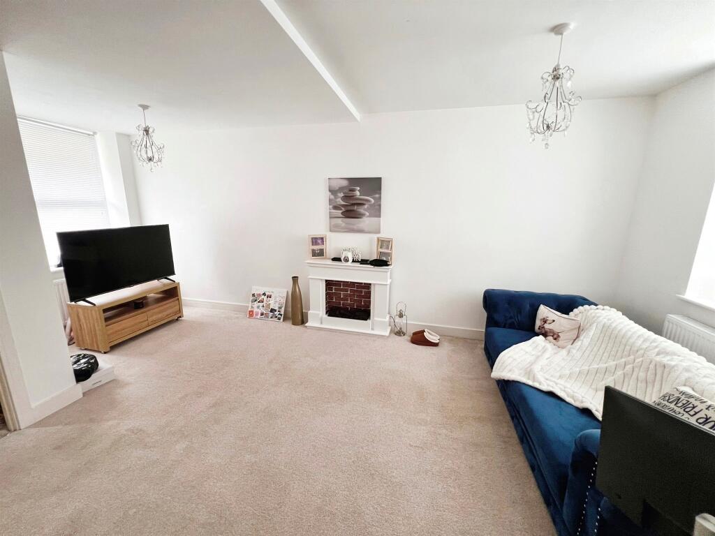 Additional image 4 of Miskin Road, Tonypandy