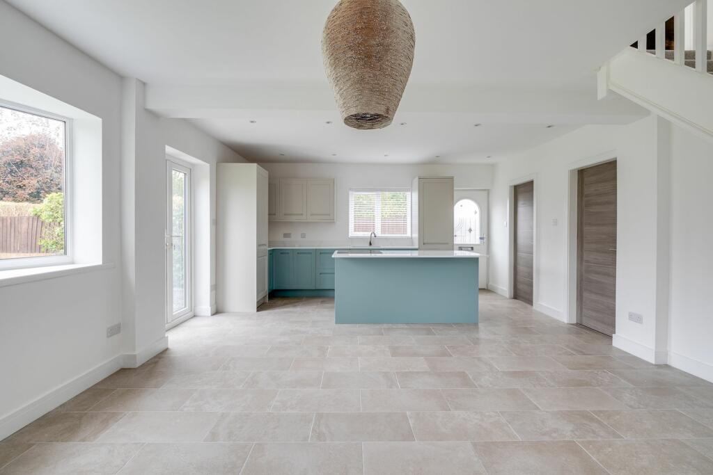 Additional image 8 of Upton Lane, Upton, CH2