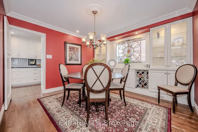 Additional image 10 of 705 Robertson Cres