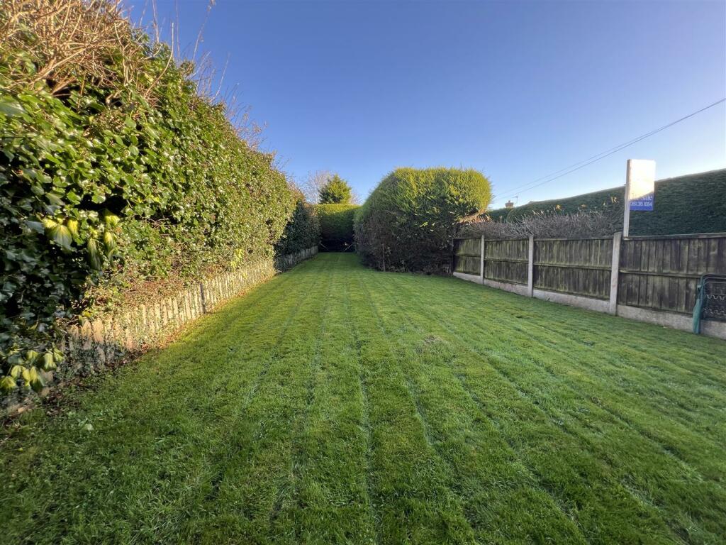 Additional image 30 of Marlfield Lane, Barnston, Wirral