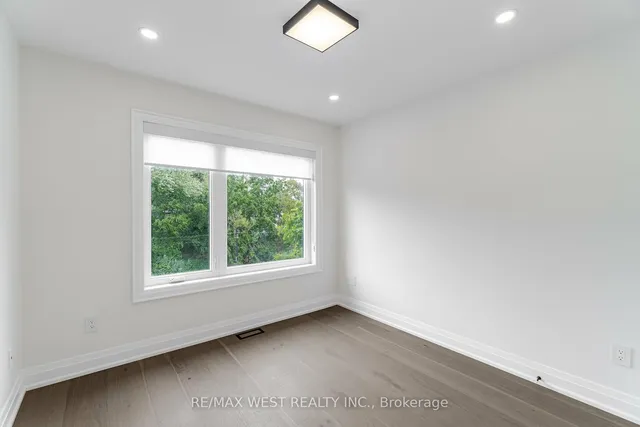 Additional image 30 of 52 Exmoor Dr